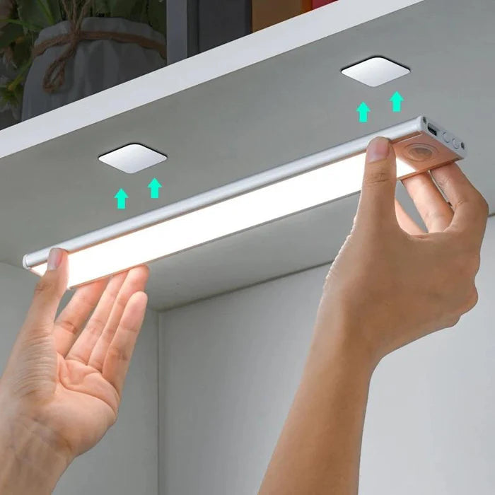Luminária LED Fina – Sensor de Movimento e Recarregável e sem Fio